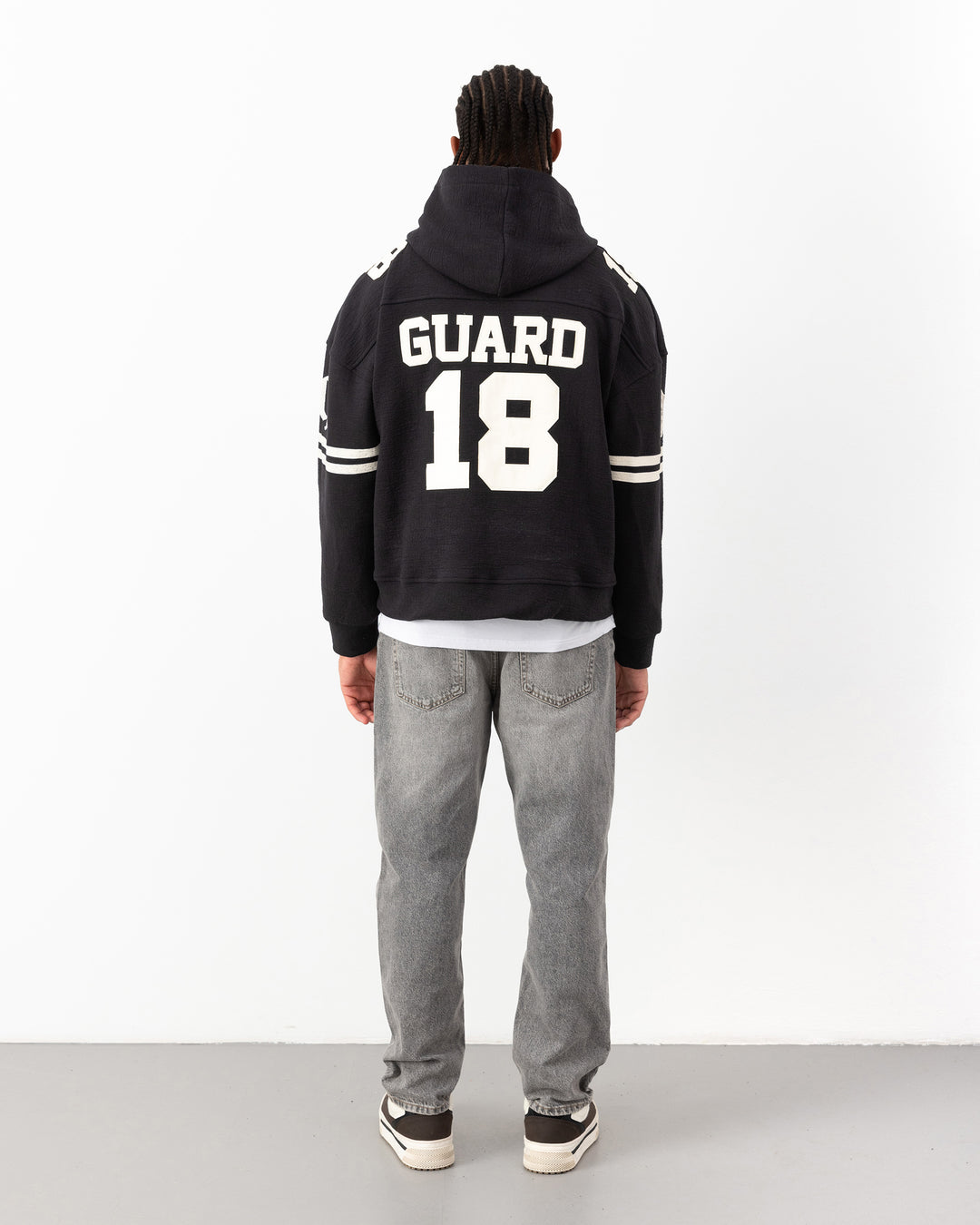 GUARD 18