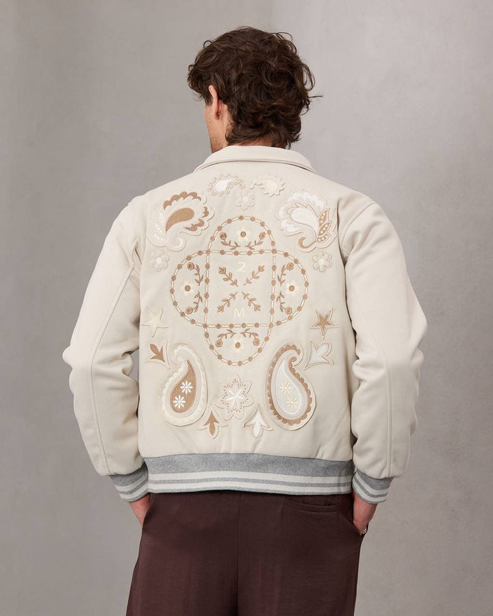 FLORACIÓN DE MEDIANOCHE