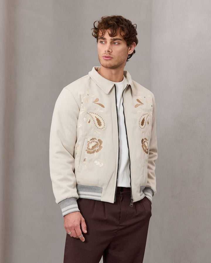 FLORACIÓN DE MEDIANOCHE